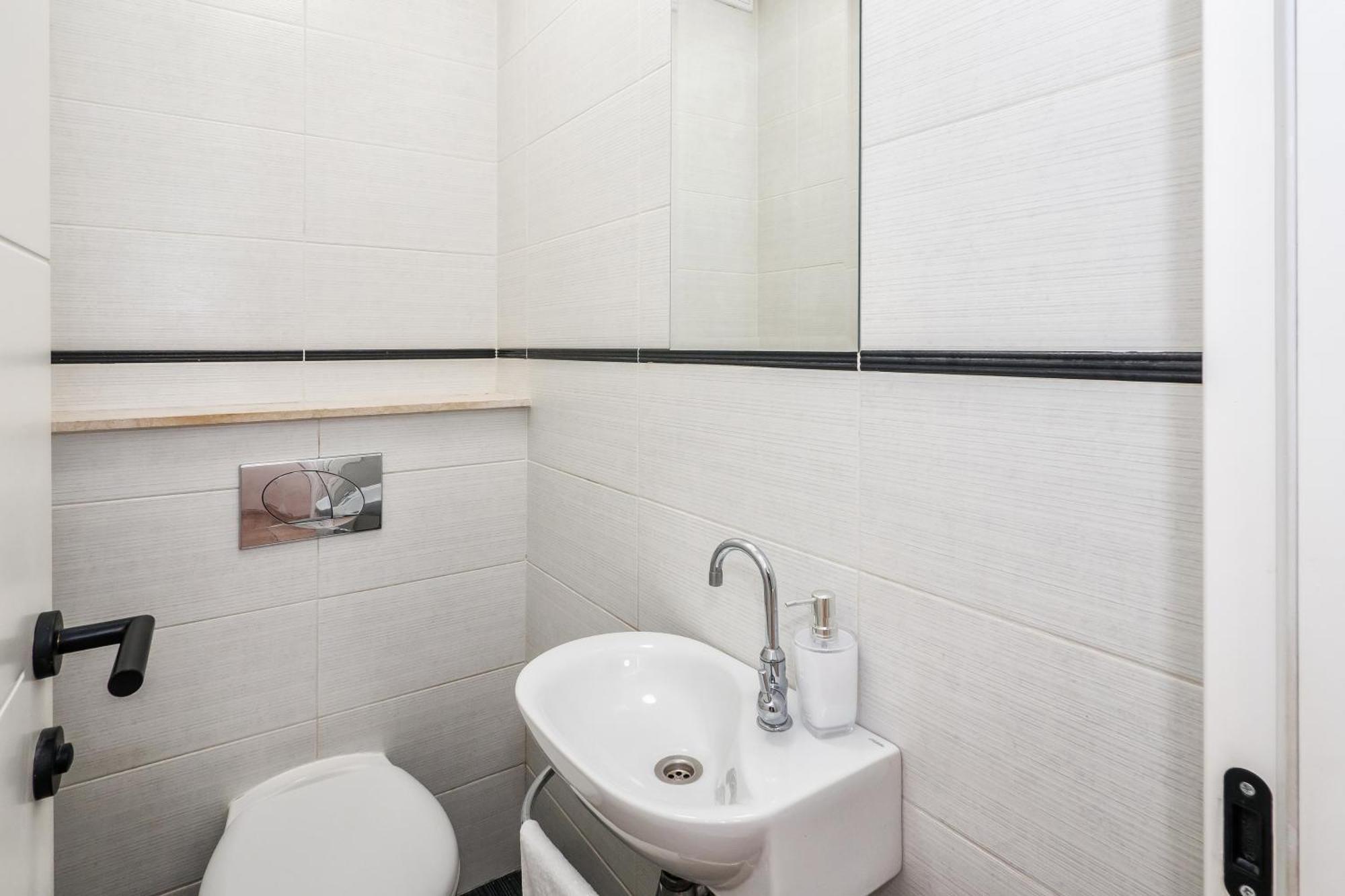 Spinut Sunset 3Bd Apartment - Sea View Balcony & Quiet Area سبليت المظهر الخارجي الصورة